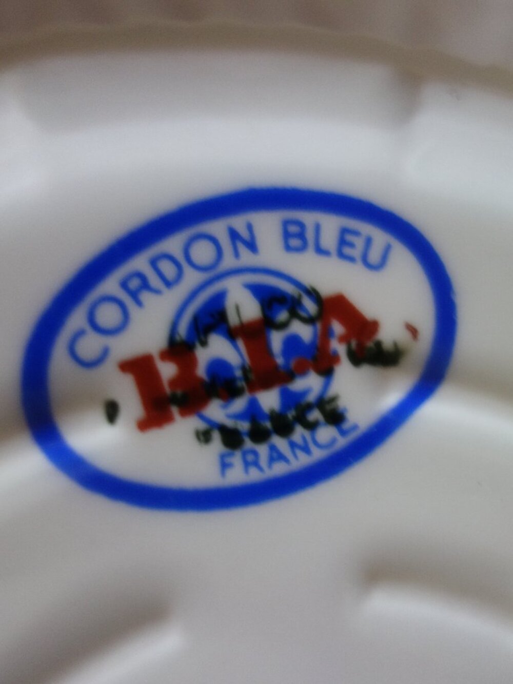 CORDON BLEU BIA France Casserole Souffle Dish - Blue White Floral - Picture 7 of 7